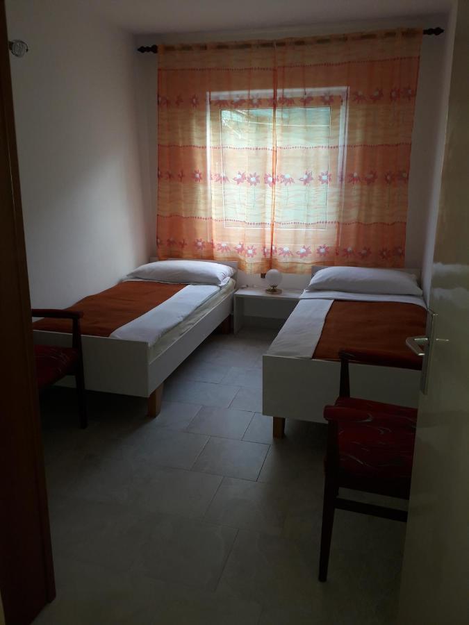 נובי ווינודולסקי Apartmani Ana Novi V. - Studio מראה חיצוני תמונה