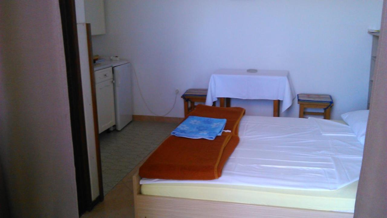 נובי ווינודולסקי Apartmani Ana Novi V. - Studio מראה חיצוני תמונה