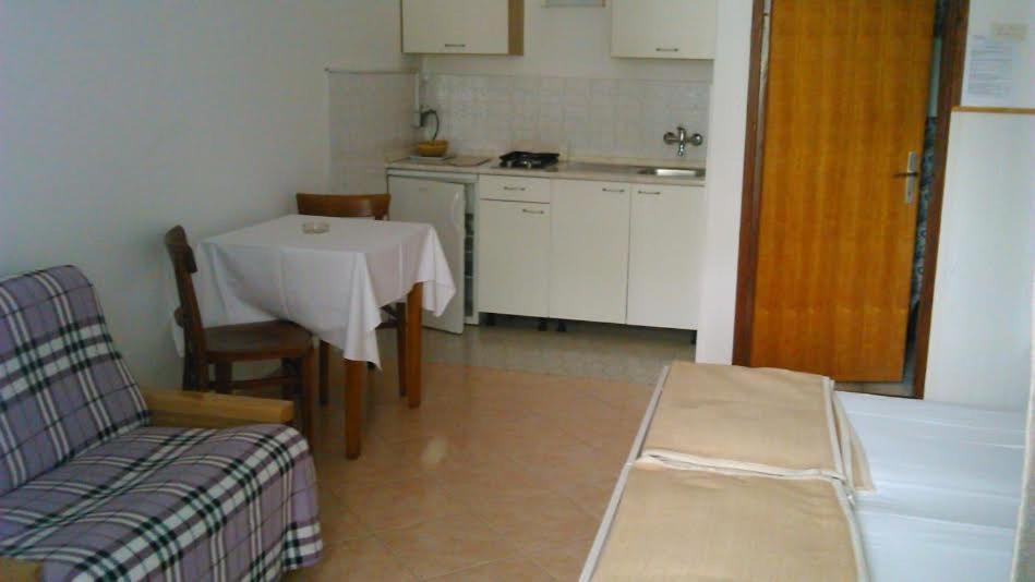 נובי ווינודולסקי Apartmani Ana Novi V. - Studio מראה חיצוני תמונה