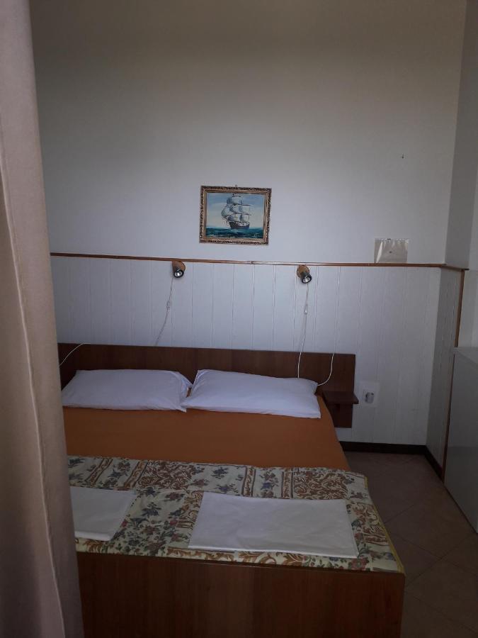 נובי ווינודולסקי Apartmani Ana Novi V. - Studio מראה חיצוני תמונה
